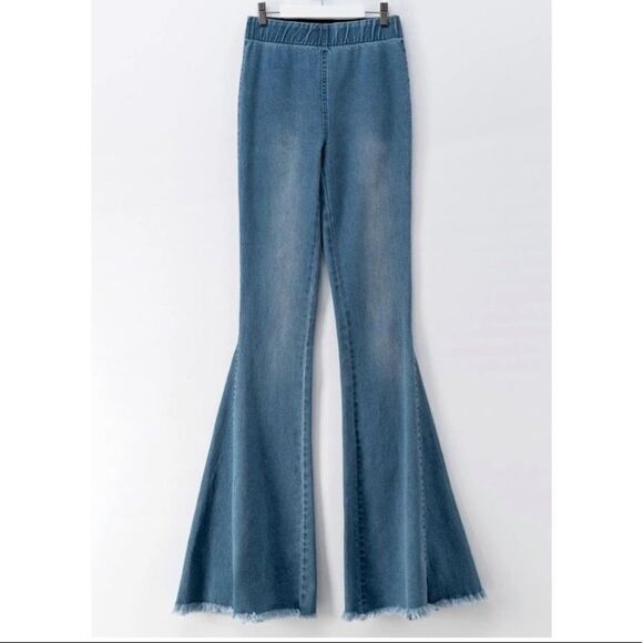 “THE GLORIA” Vintage Vibin’ Frayed Hem Pull On Bells - Picture 5 of 16